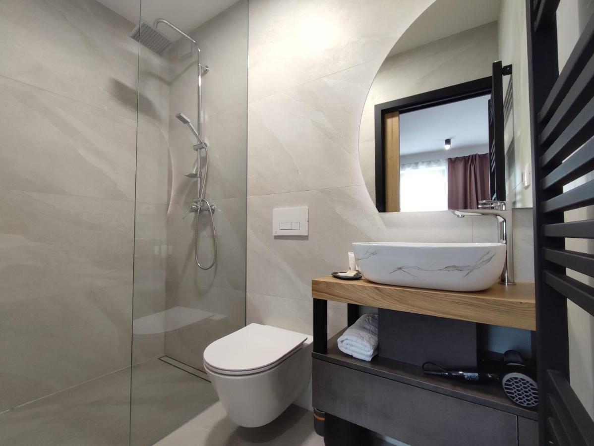 Boutique Rooms By Petric Winery Dobravlje Екстер'єр фото
