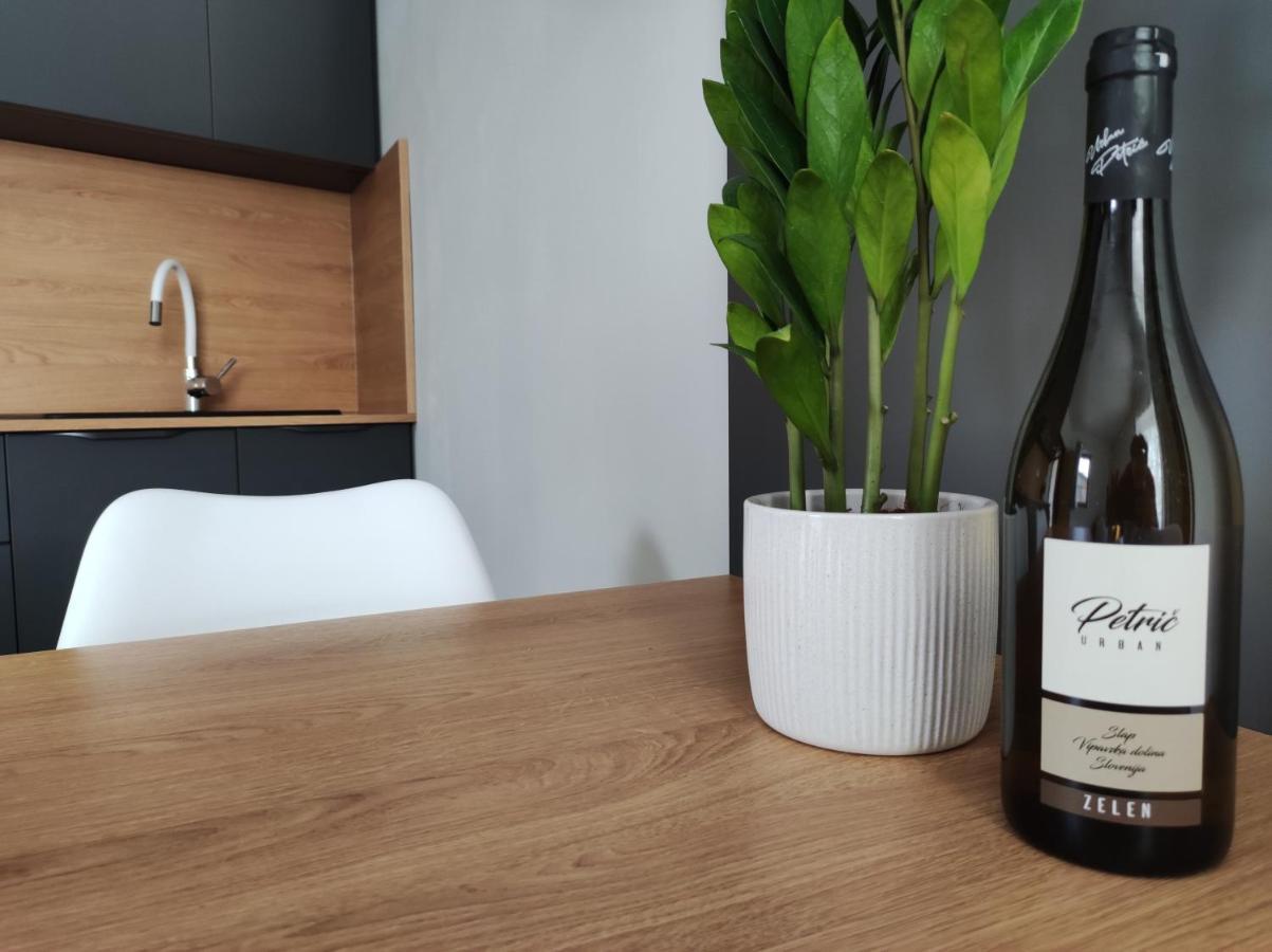 Boutique Rooms By Petric Winery Dobravlje Екстер'єр фото