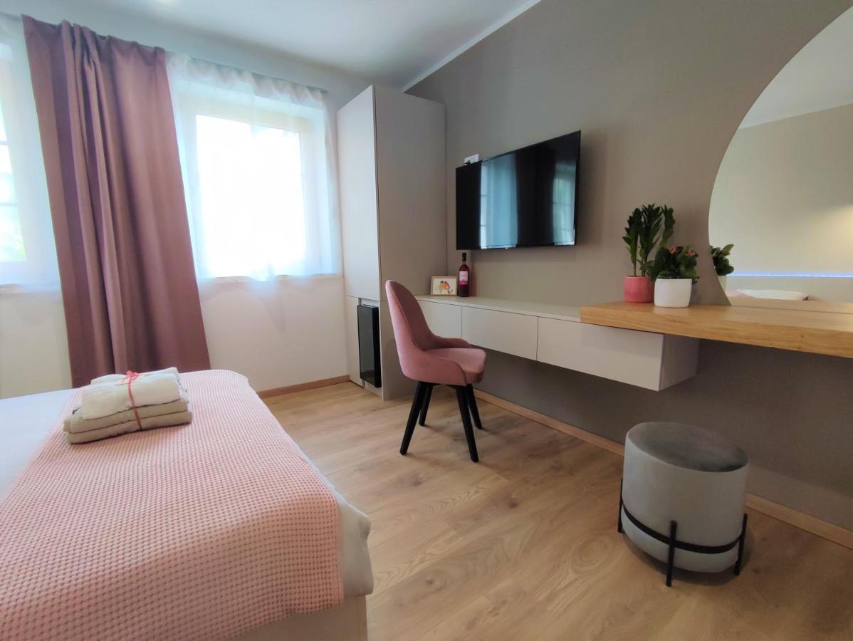 Boutique Rooms By Petric Winery Dobravlje Екстер'єр фото
