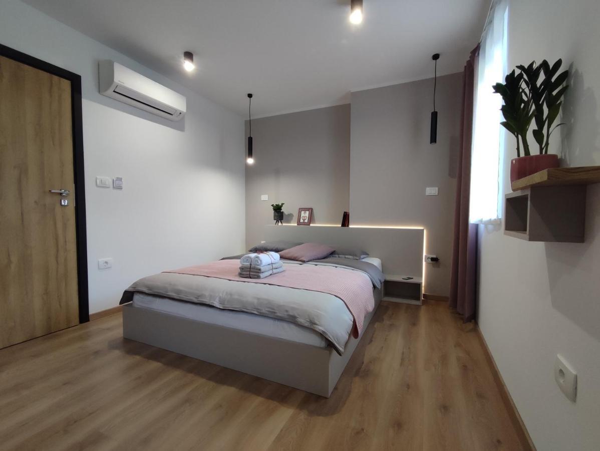 Boutique Rooms By Petric Winery Dobravlje Екстер'єр фото