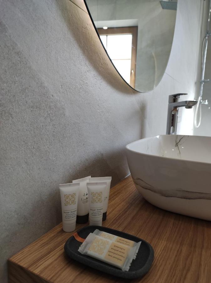 Boutique Rooms By Petric Winery Dobravlje Екстер'єр фото