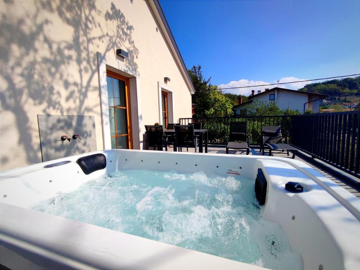 Boutique Rooms By Petric Winery Dobravlje Екстер'єр фото